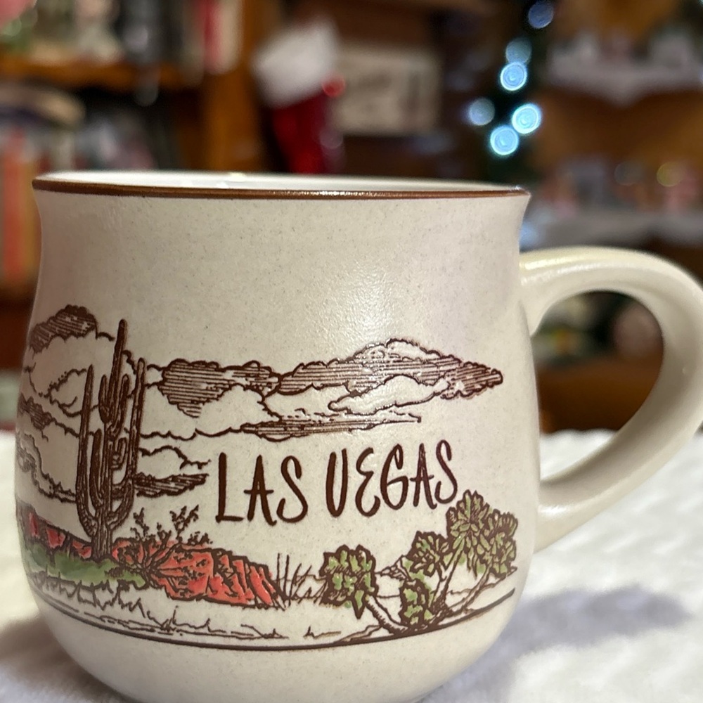 Vintage Las Vegas Souvenir Mug - Cream and Brown made in Japan